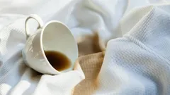 Effektiva tips för att ta bort kaffefläckar från kläder