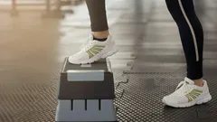 Den perfekta övningen för knäproblem: träna ben och säte utan att belasta lederna